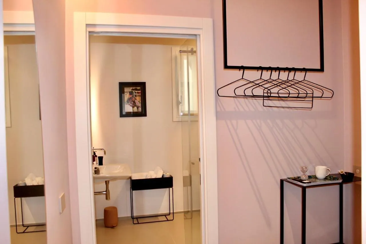 Coco21 Bed & Breakfast Modena Italy