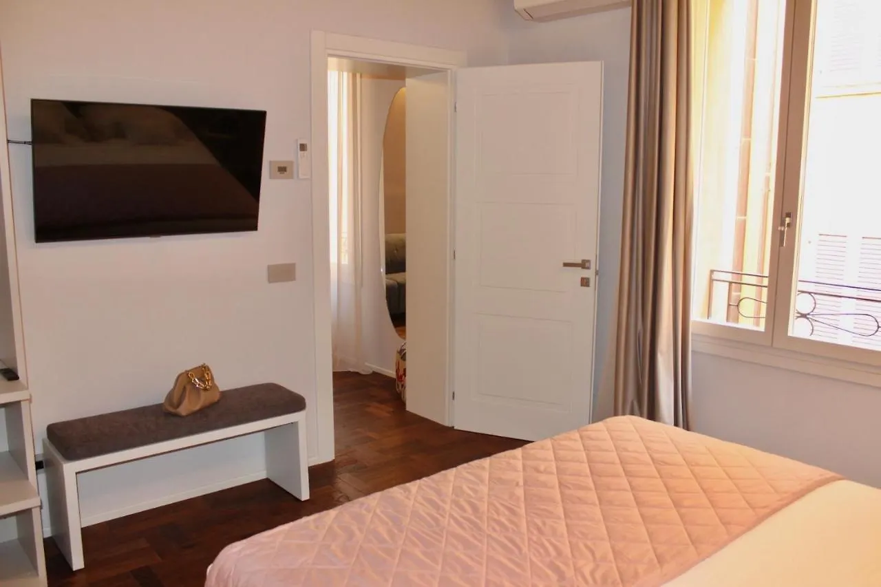 Coco21 Bed & Breakfast Modena Italy