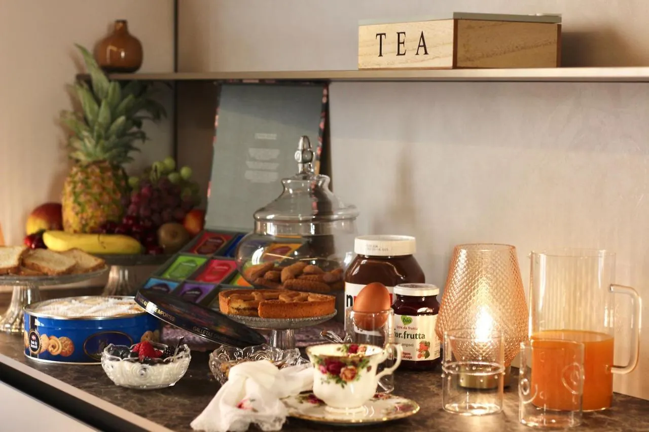 Coco21 Bed & Breakfast Modena Italy